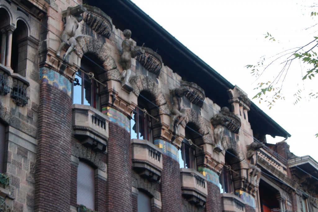 Casa Berri Meregalli - via dei Cappuccini, Milano